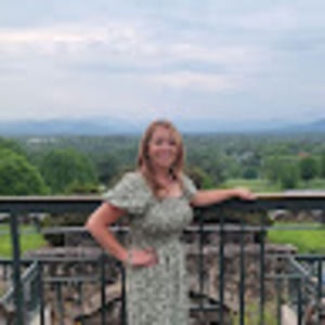 Meet your Posher, Denise